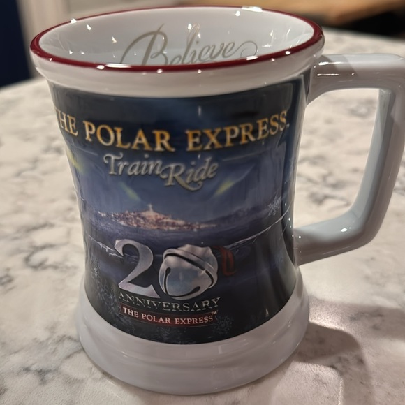Polar Express VIP mug and golden ticket brand new - Picture 4 of 7